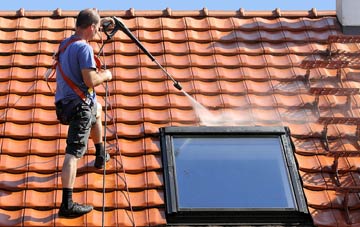 roof cleaning Tollerton
